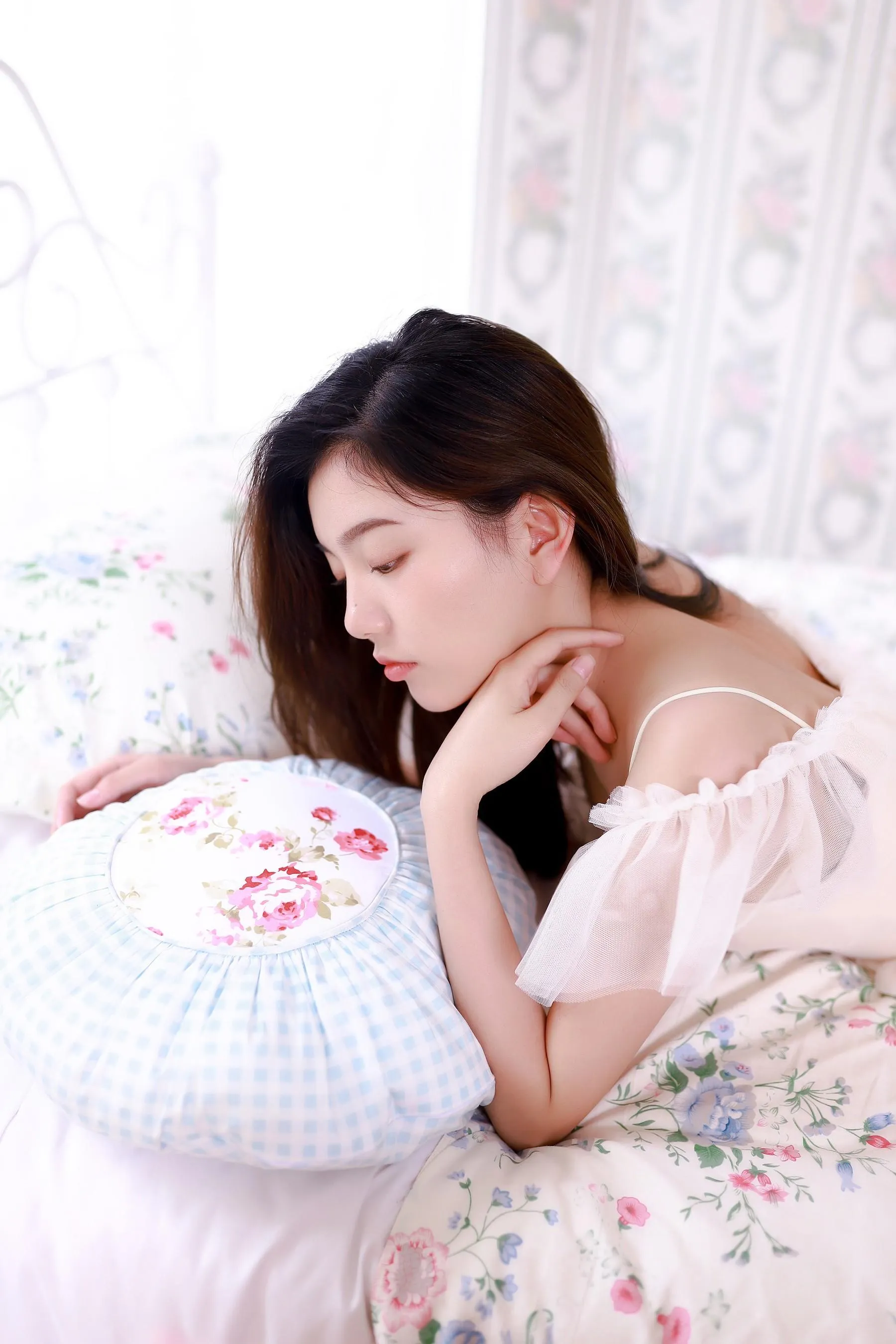 [YITUYU艺图语]2022.08.29 小美好 炸面比目鱼 [24P]插图2